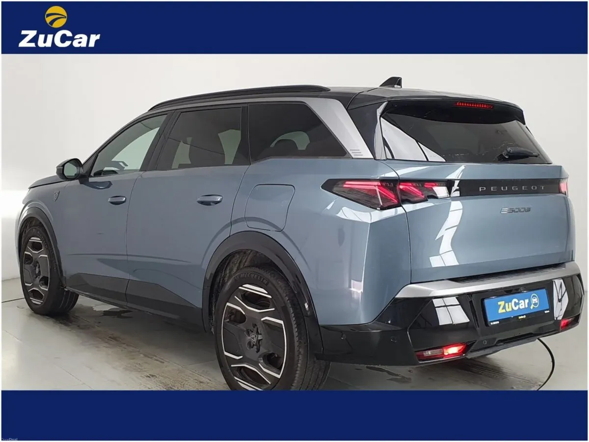 Peugeot 5008 E-5008 Gt  GT  210 Electric 73kWh Aut - Image 3