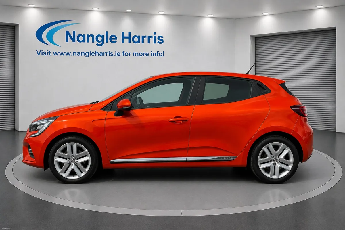 Renault Clio 2021 - Image 2