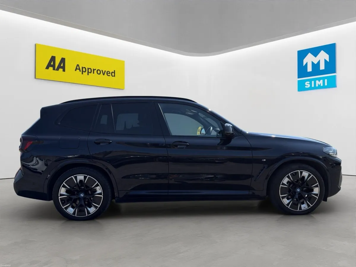 BMW iX3 M Sport Pro – Carbon Black - Image 5