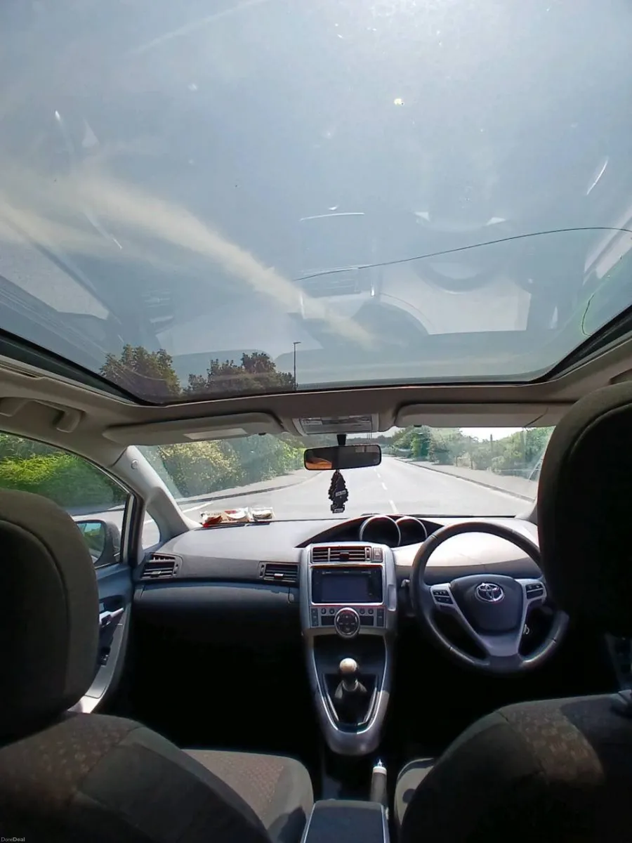 2011 Toyota Verso - Image 3