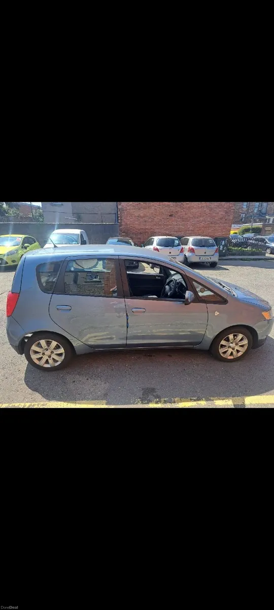 Mitsubishi Colt 2011 - Image 2