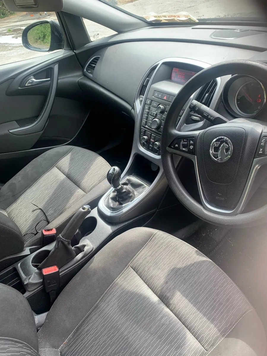 Opel Astra 151 with nct, diesel, driving perfectl - Image 4