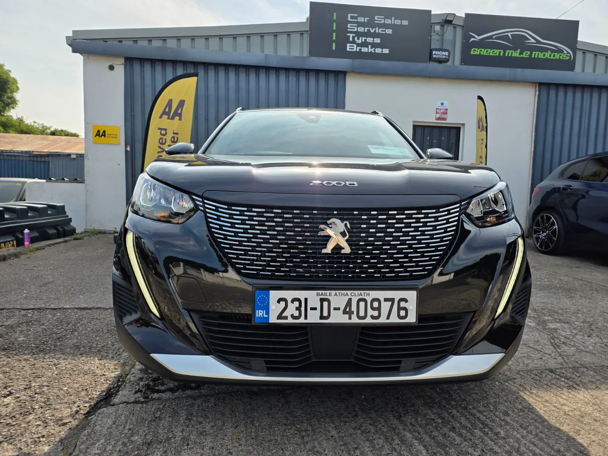 2023 PEUGEOT 2008 ALLURE * ONLY 19K MILES * - Image 2
