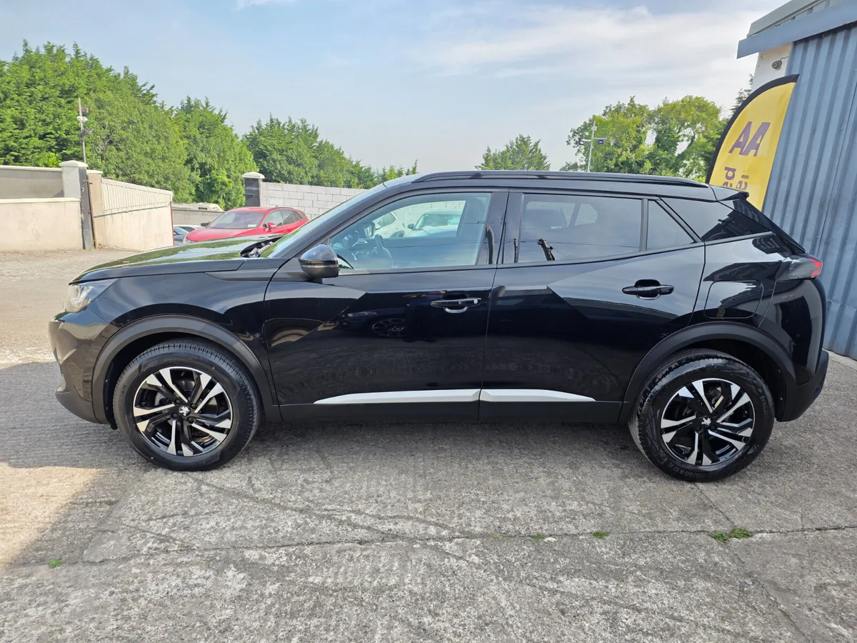 2023 PEUGEOT 2008 ALLURE * ONLY 19K MILES * - Image 5