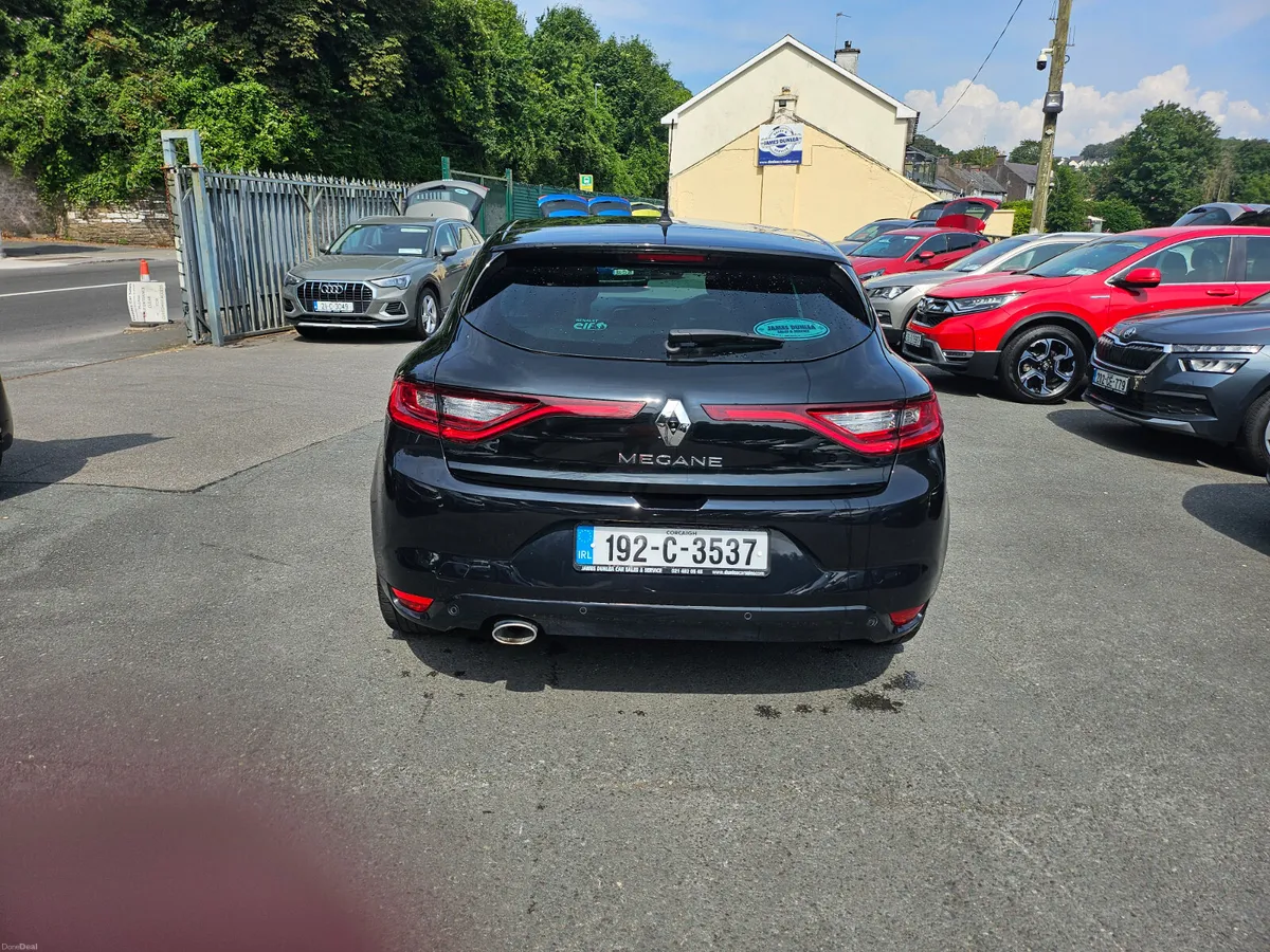 Renault Megane 2019 1.5Blue dCi 115 ICONIC - Image 4