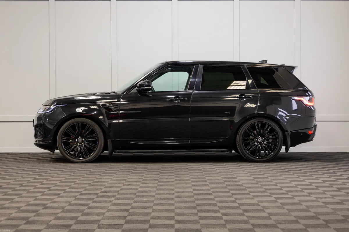 2019 Range Rover Sport P400e HSE *Pan Roof - Image 3
