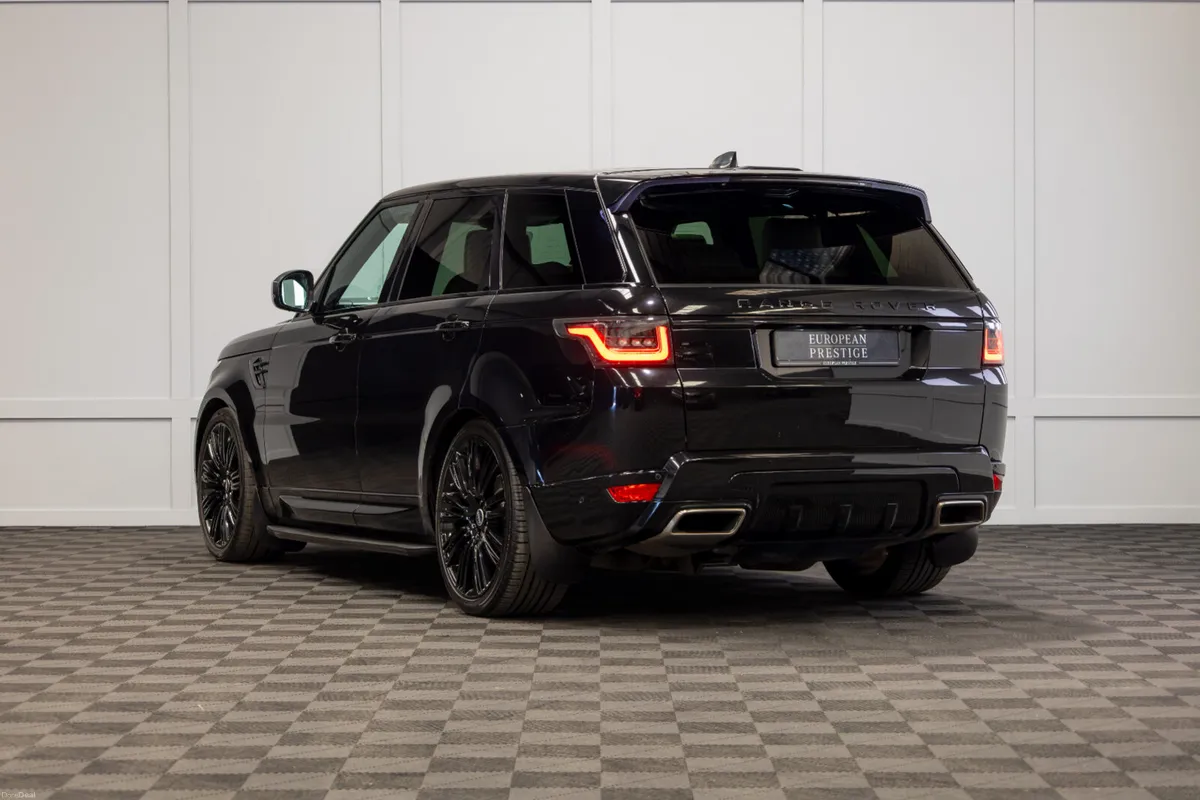 2019 Range Rover Sport P400e HSE *Pan Roof - Image 4