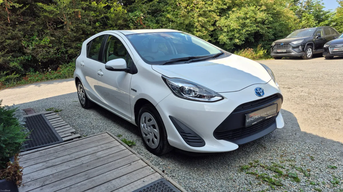 Toyota Aqua 1.5 Automatic 2019 - Image 2