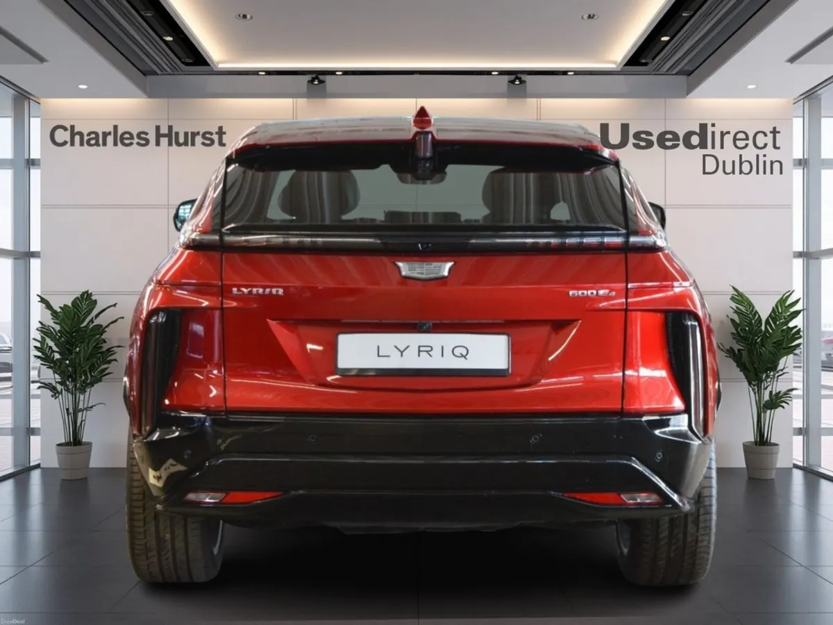 Cadillac Lyriq 600 E4 Sport - Image 4