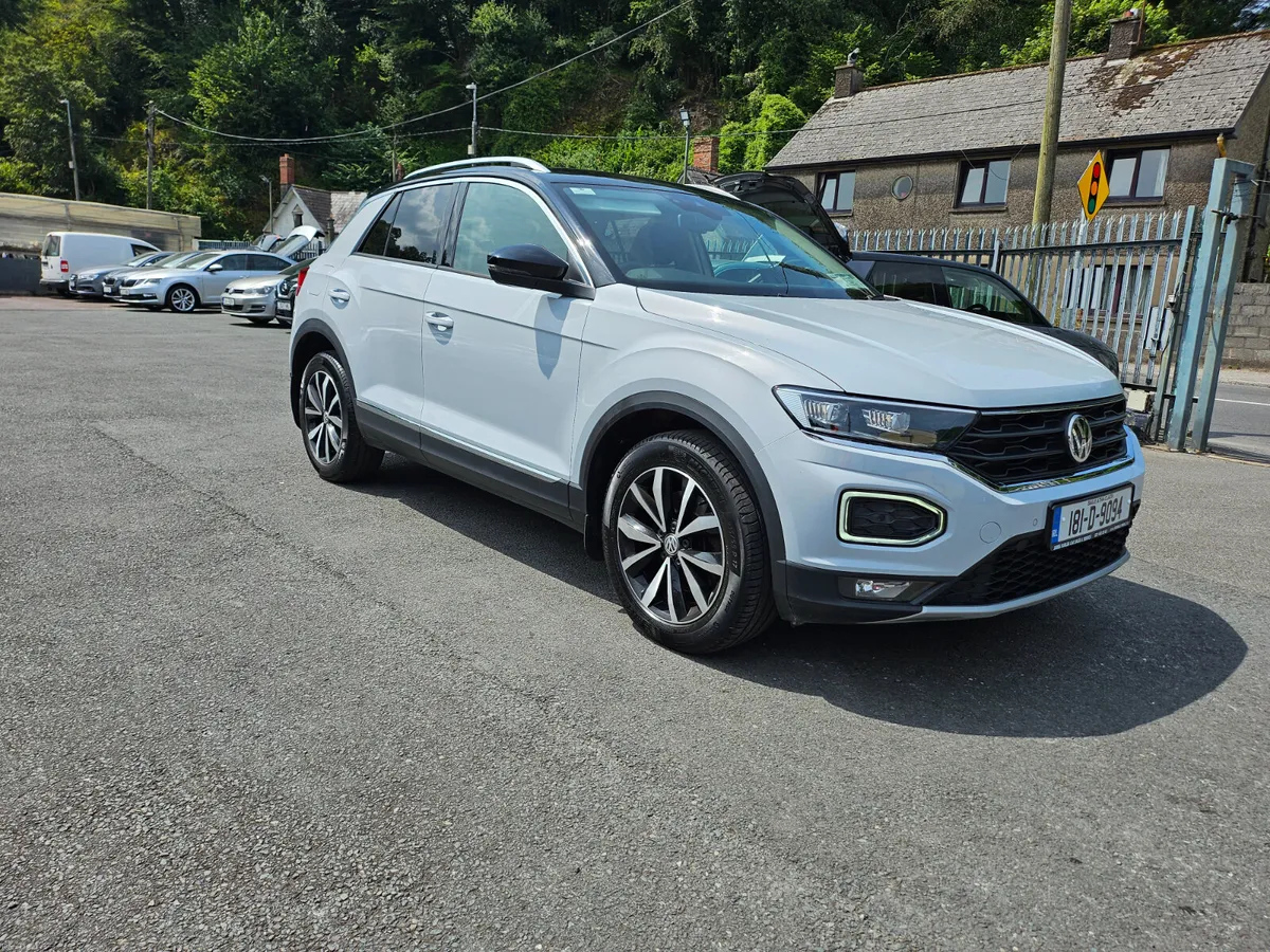 Volkswagen T-Roc 2018 - Image 2