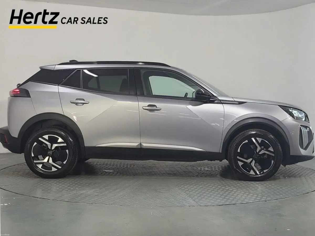 Peugeot 2008 Allure 1.2 Petrol Manual - Image 4