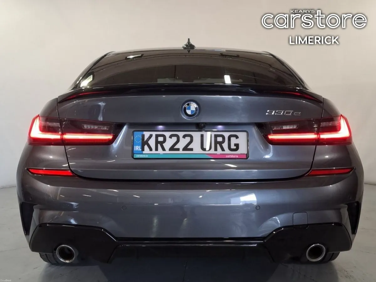 BMW 3-Series 330e M Sport 292hp **M PERFORMANCE KI - Image 3