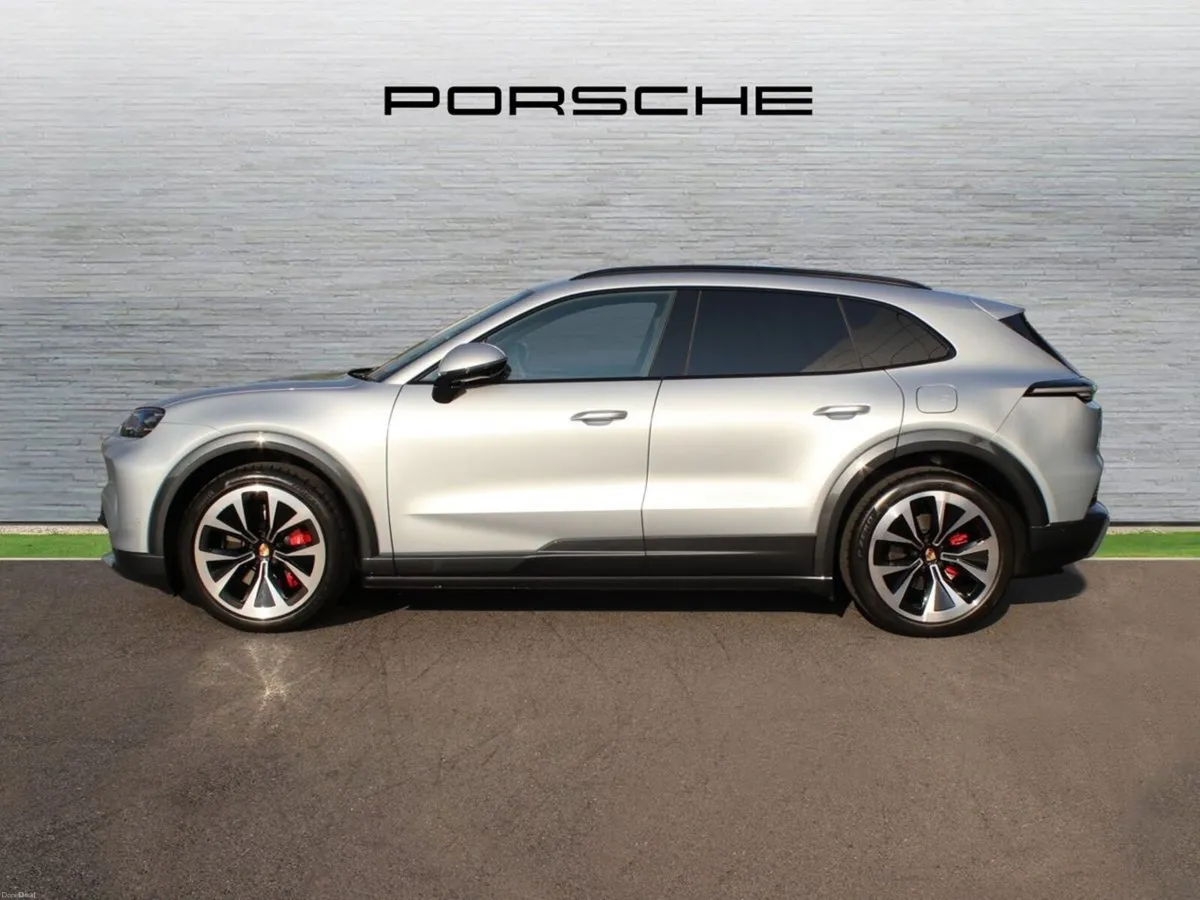Porsche Cayenne S Electric - Image 4