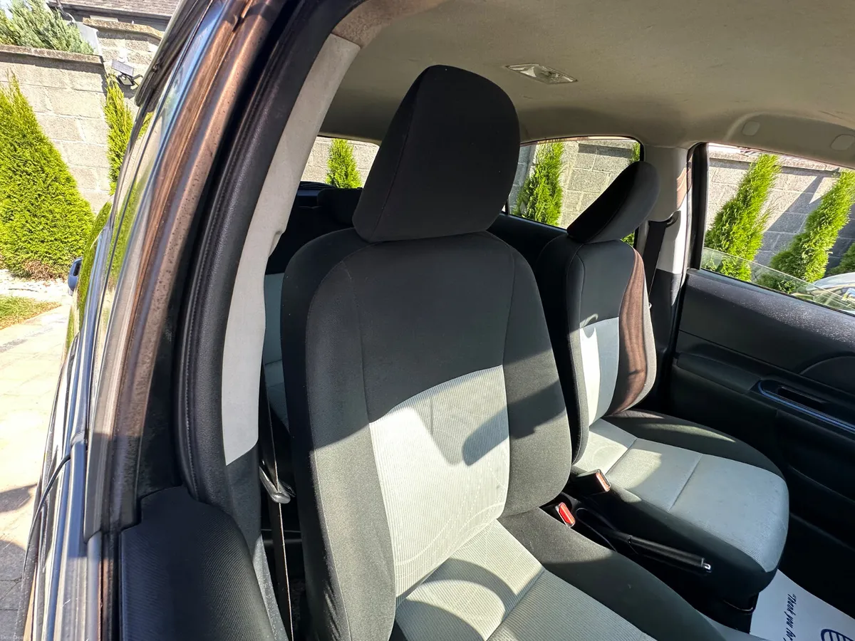 Toyota Aqua 2015 • Hybrid • Push Start Button - Image 4