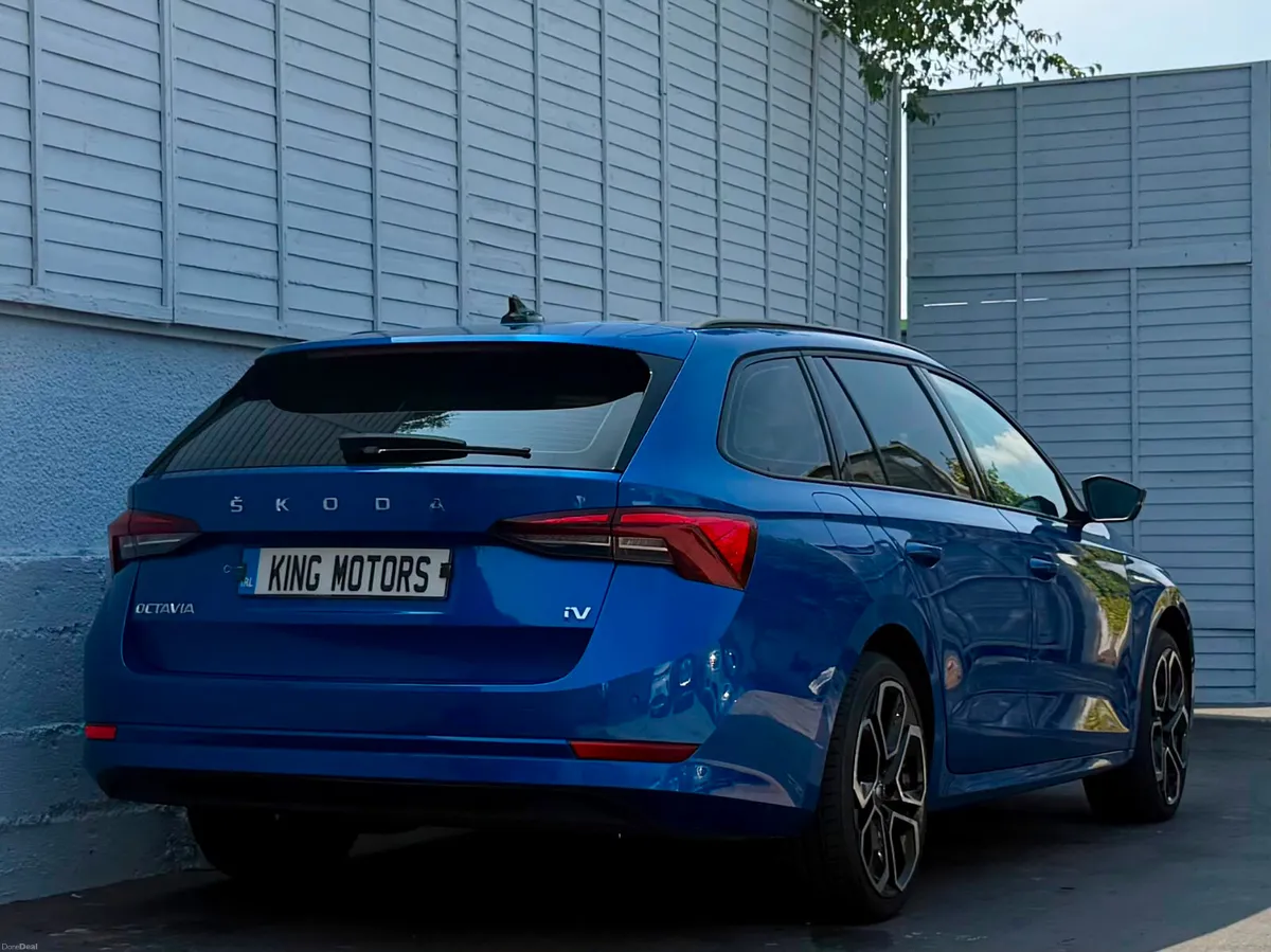 Skoda Octavia 2022 SE TECHNOLOGY PHEV / DSG AUTO - Image 3