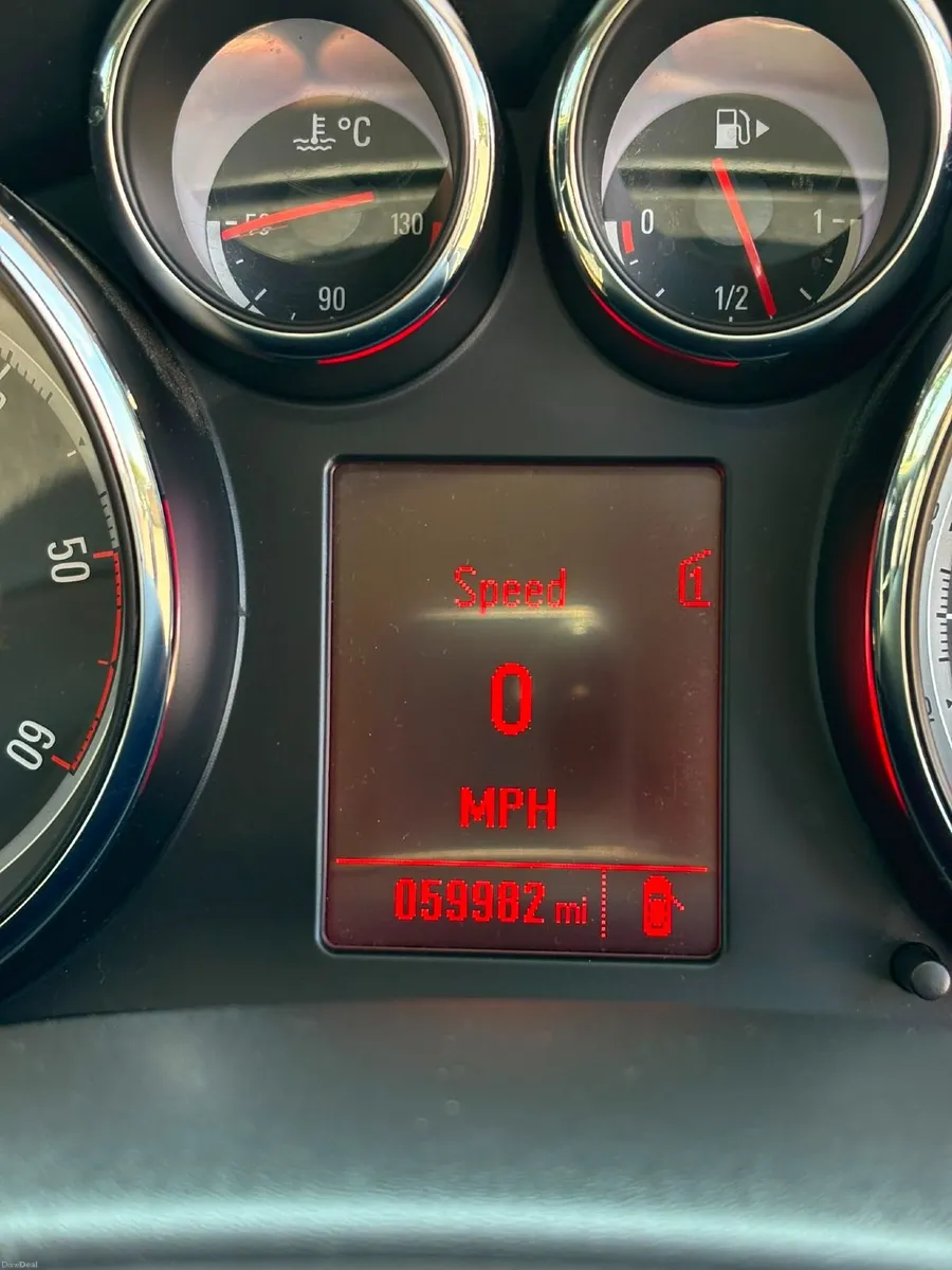 Vauxhall Astra 2012 - Image 6