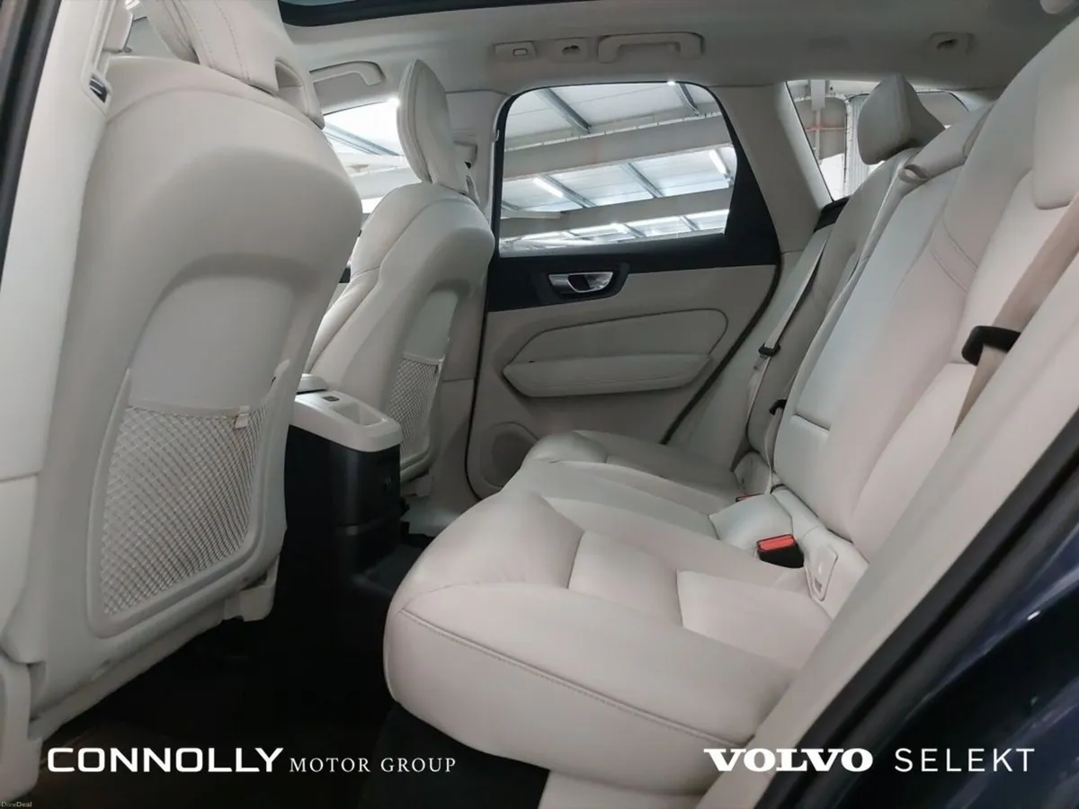 Volvo XC60 Plus Model | Bright Theme | Plug in Hyb - Image 6