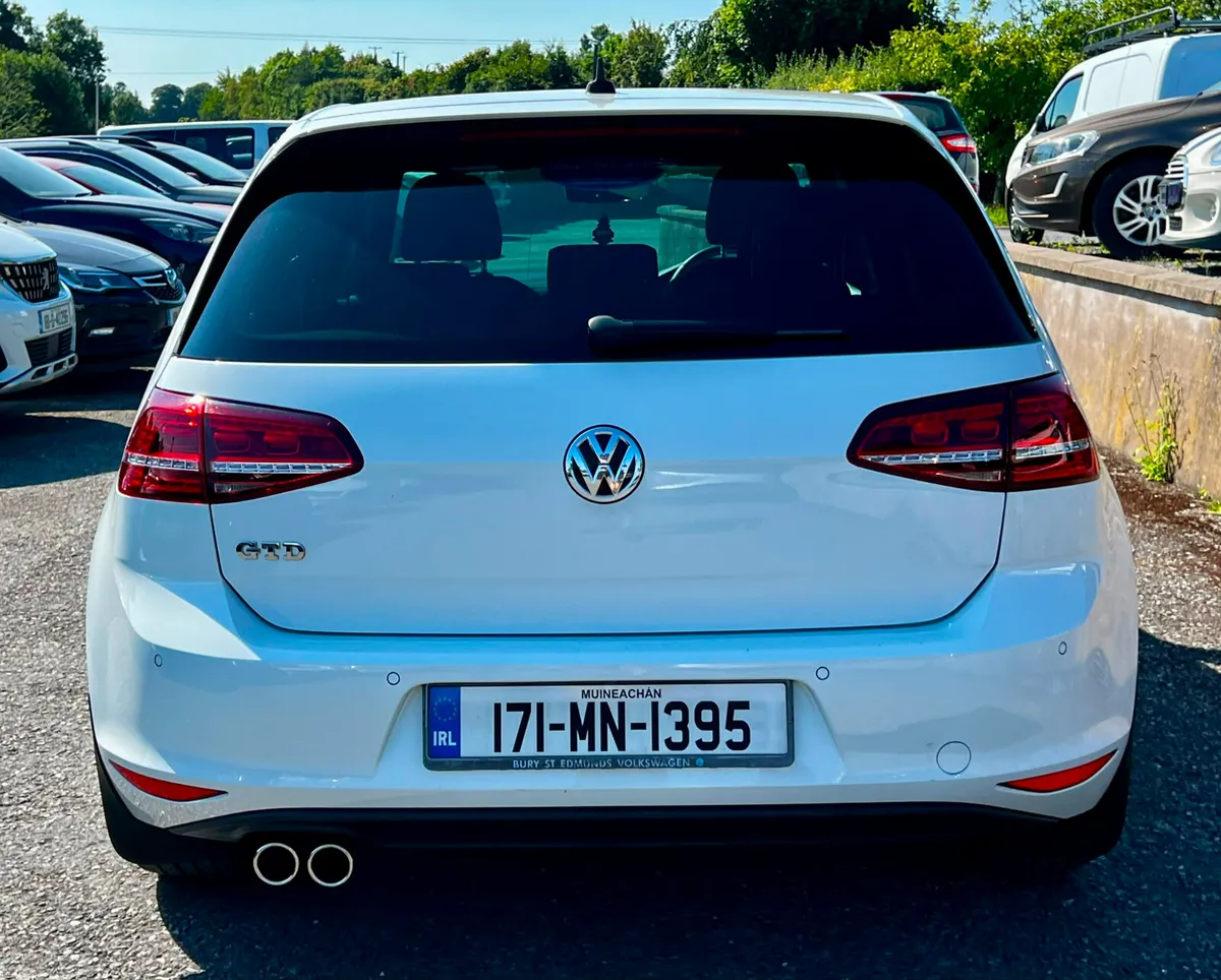 Volkswagen Golf 2017 Gtd - Image 5