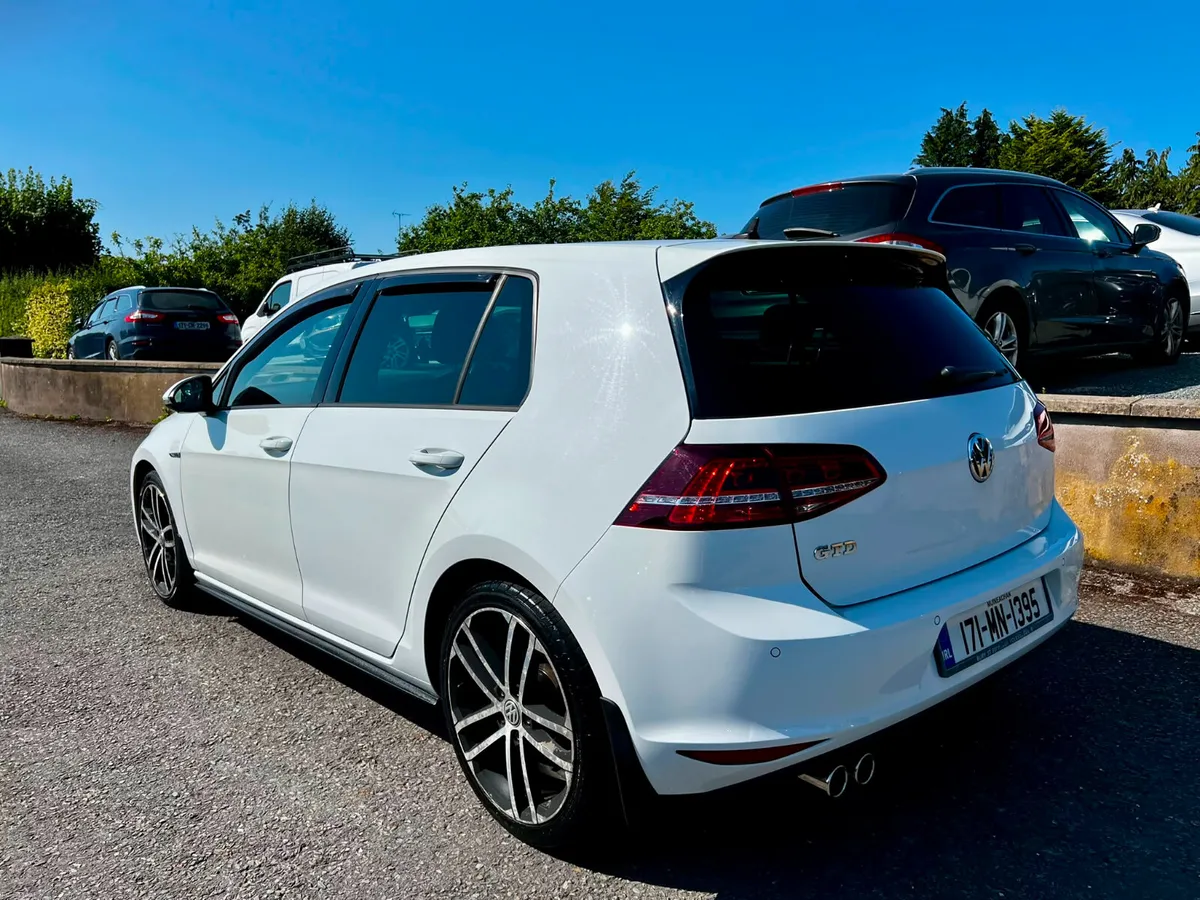 Volkswagen Golf 2017 Gtd - Image 6