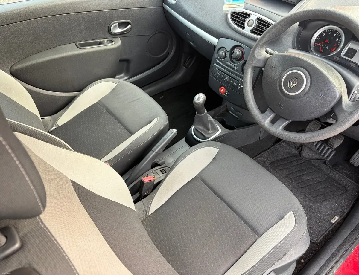 Renault Clio 1.1 - 1 Owner - NCT 10/27 - Image 6