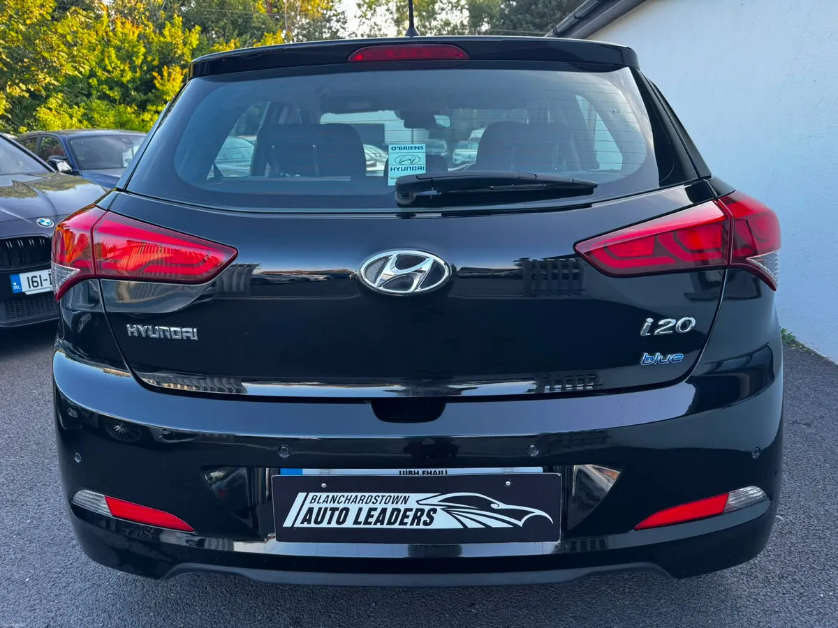 HYUNDAI I20 1.2 DELUXE - Image 6