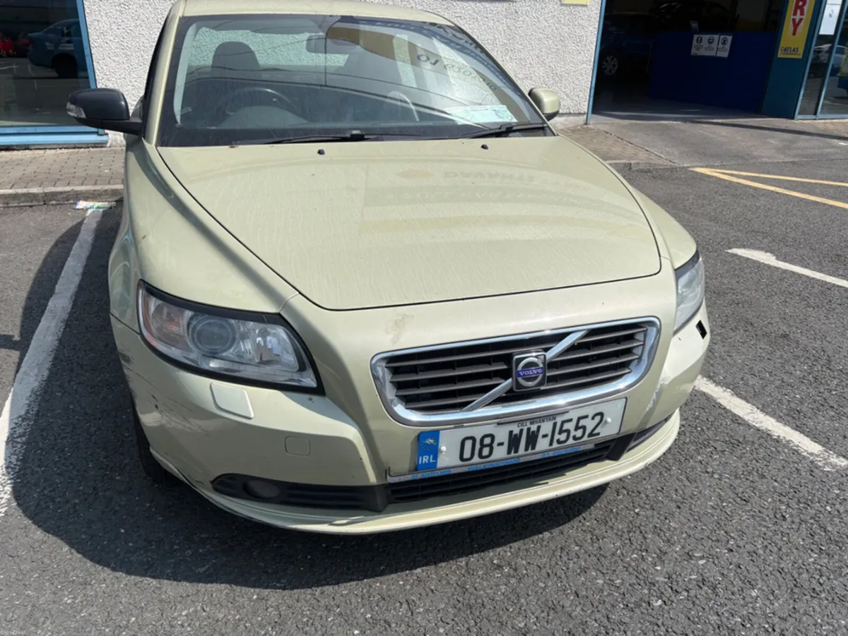 Volvo S40 2.0 D SE LUXURY MANUAL - Image 3