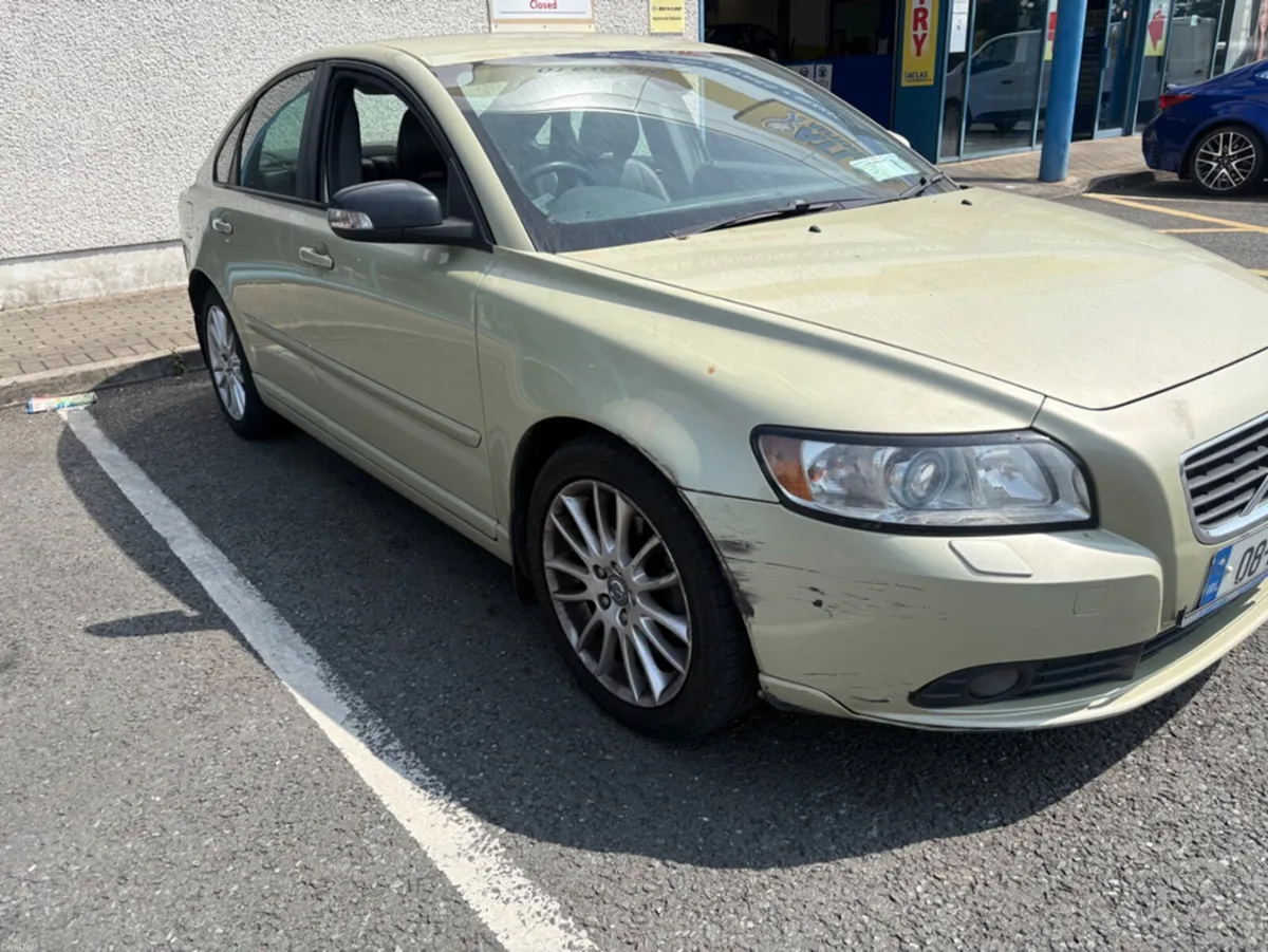 Volvo S40 2.0 D SE LUXURY MANUAL - Image 5