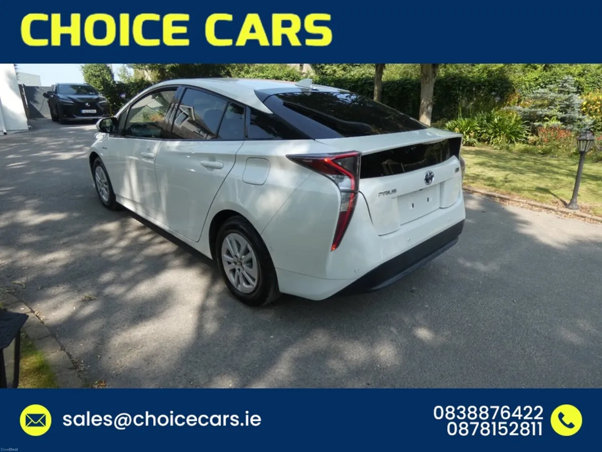 Toyota Prius 1.8 AUTO HYBRID CRUISE CONTROL - Image 4
