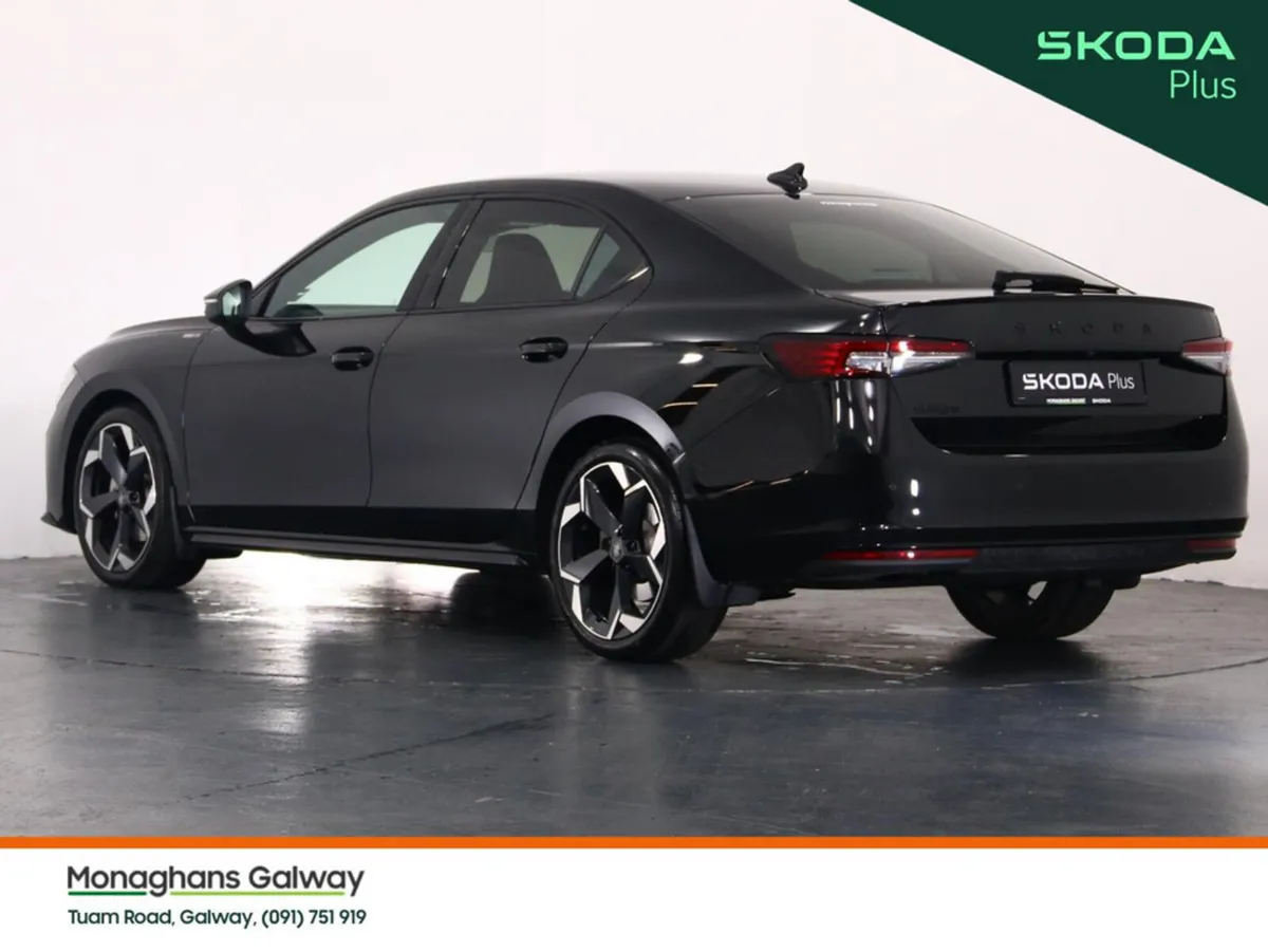 Skoda Superb SPORT 2.0 TDI 150HP DSG 5DR - Image 6