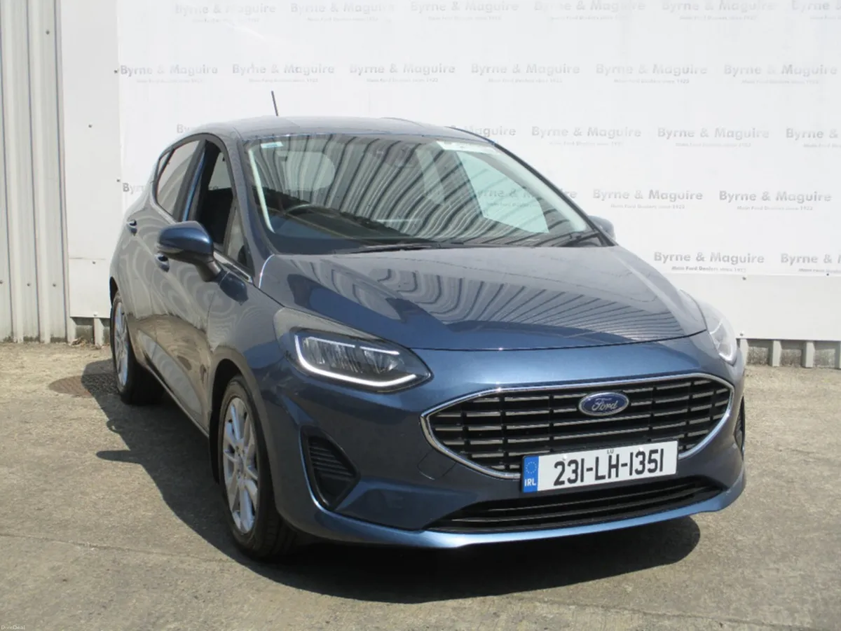 Ford Fiesta TITANIUM 1.0T 100 S6.2 M6 F 4DR - Image 3
