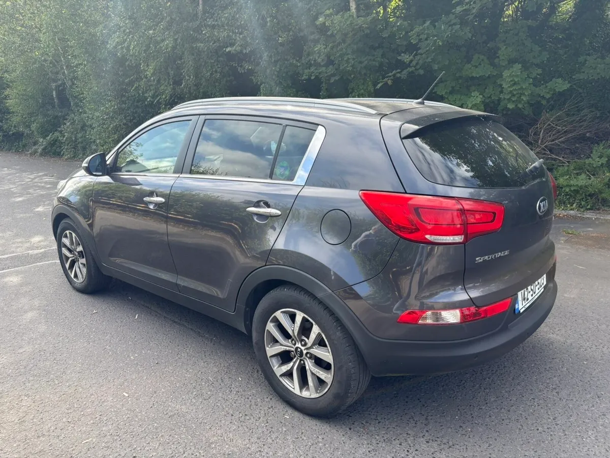⭐️2014/142 Kia Sportage 1.7 Crdi Platinum Model - Image 5