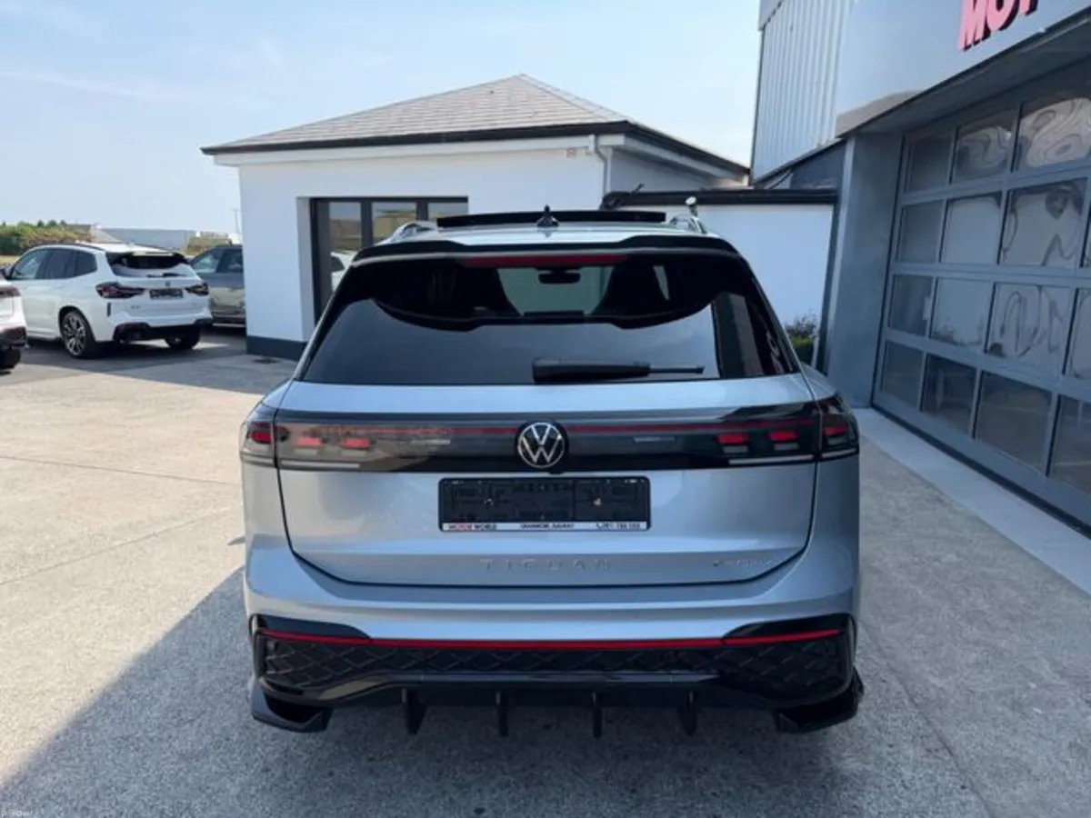 Volkswagen Tiguan R-LINE TSI PHEV - Image 3