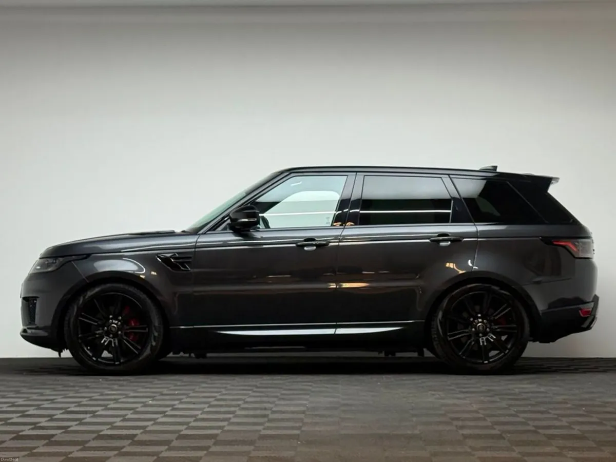 Land Rover Range Rover Sport HSE DYN BLACK P400E - Image 4