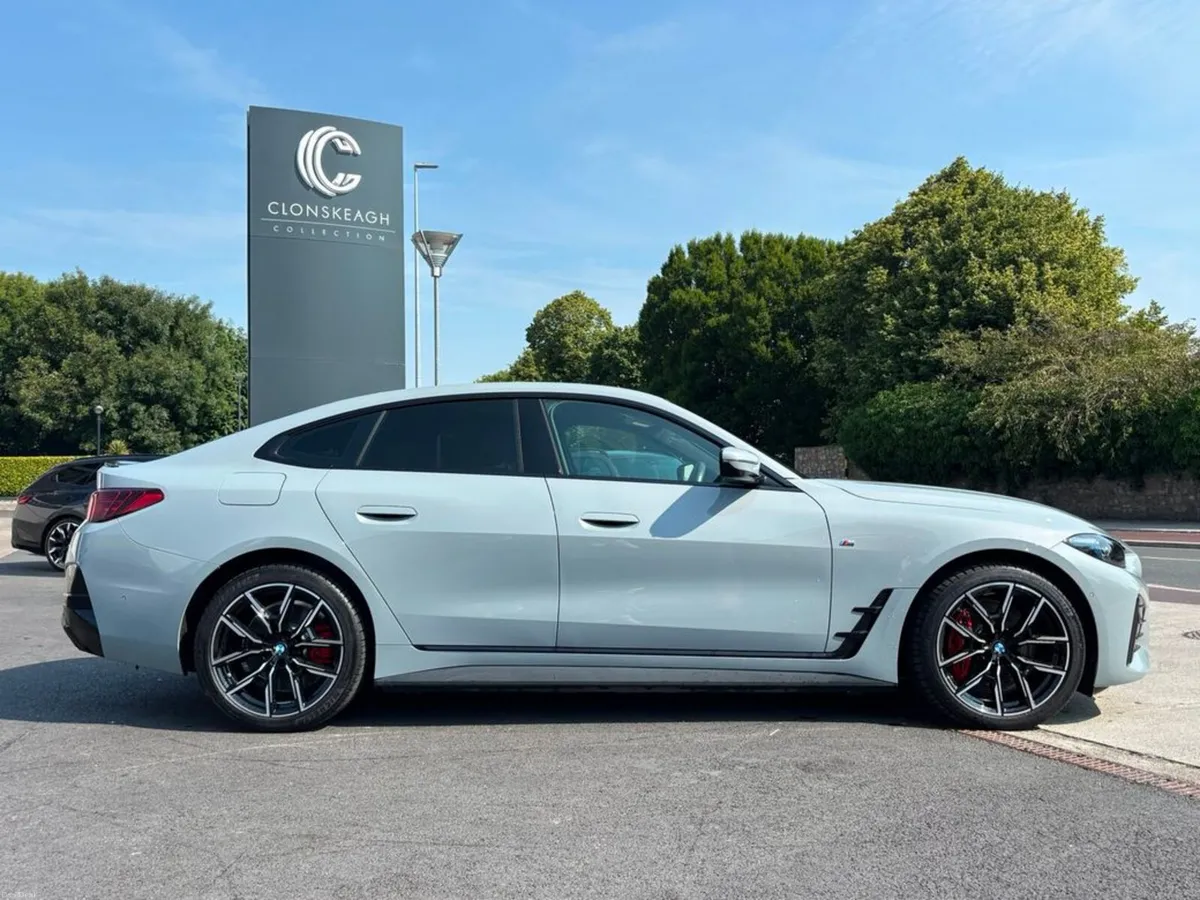 BMW i4 EDRIVE35 M SPORT - Image 2