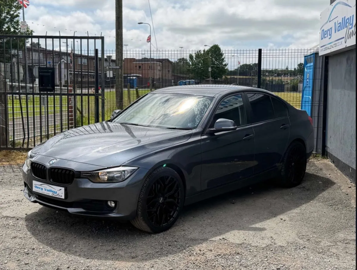 BMW 3 SERIES 2.0 320d SE 4dr - Image 4