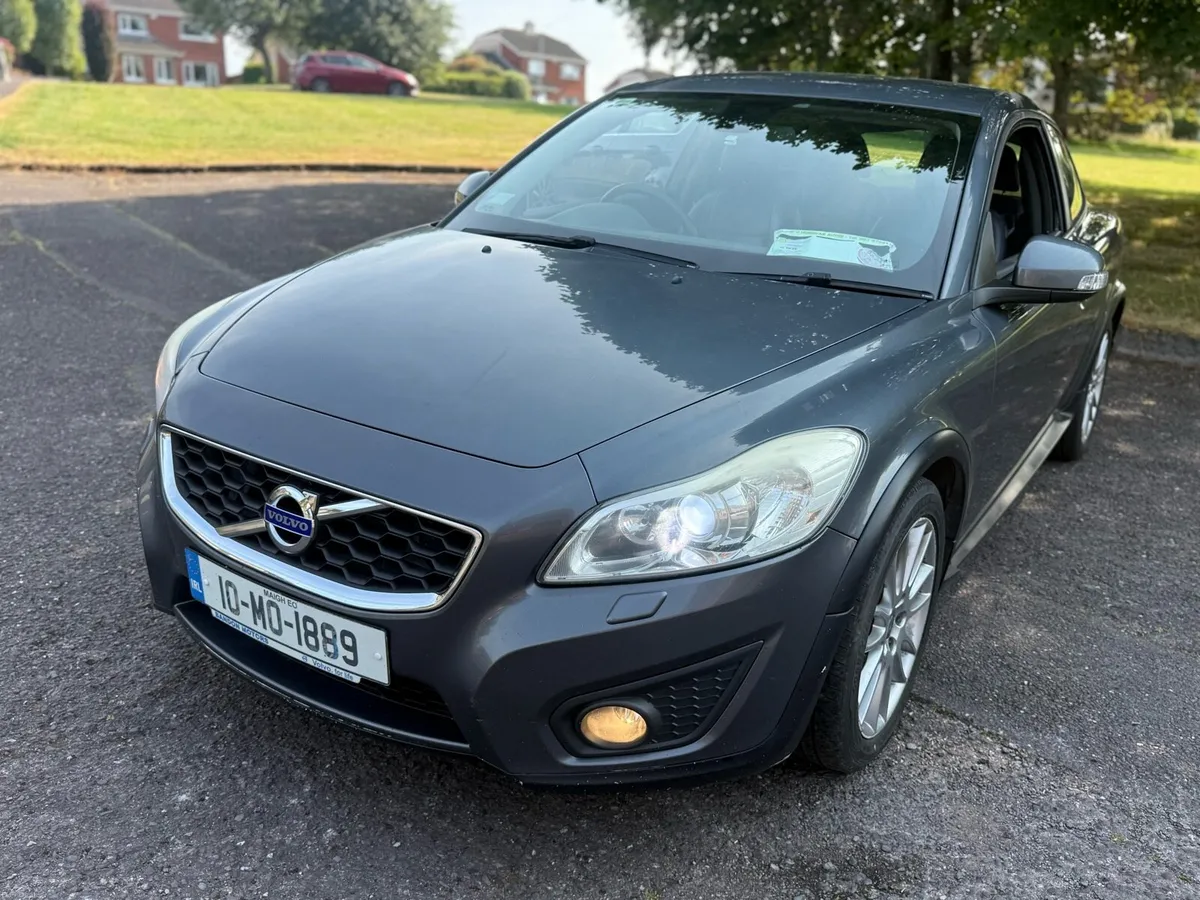 Volvo C30 2010 2.0D Automatic Ncted & Taxed - Image 2