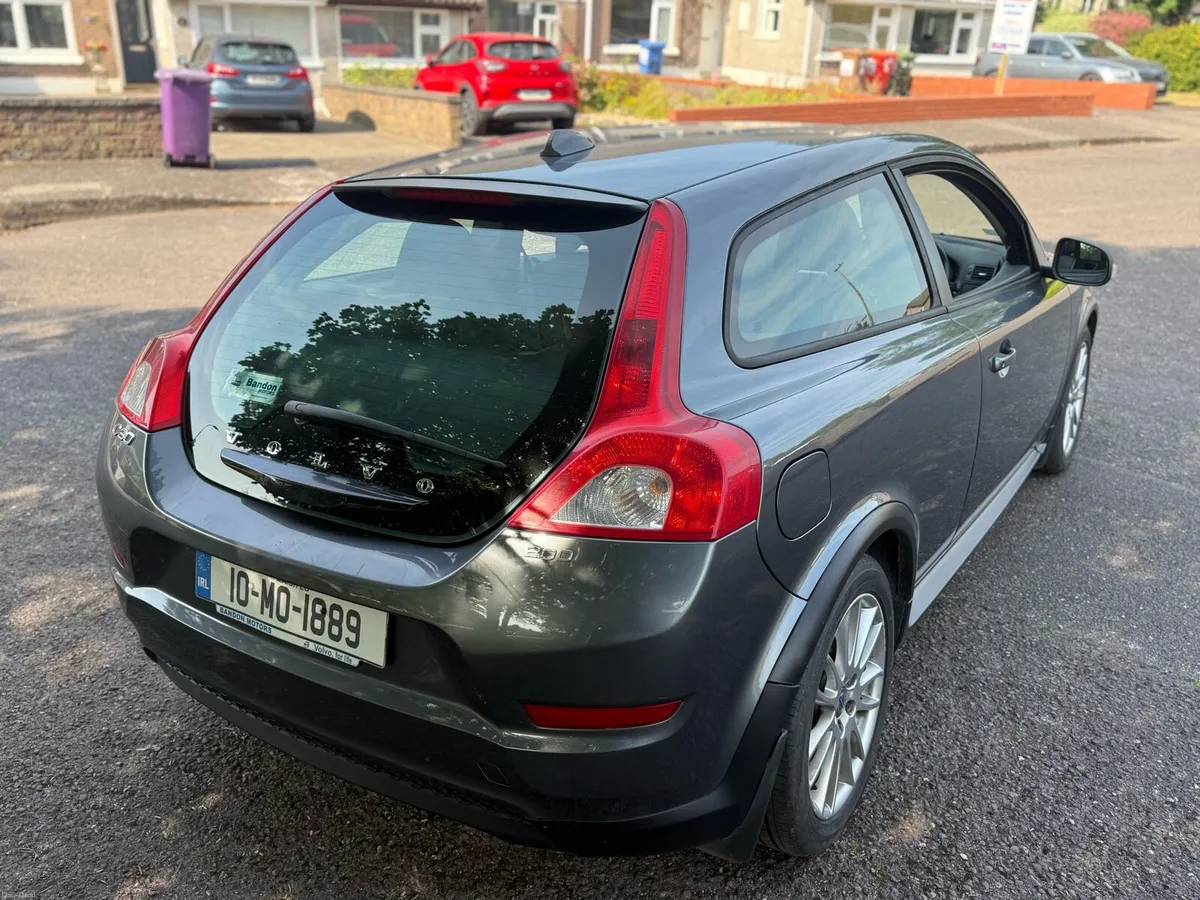 Volvo C30 2010 2.0D Automatic Ncted & Taxed - Image 4