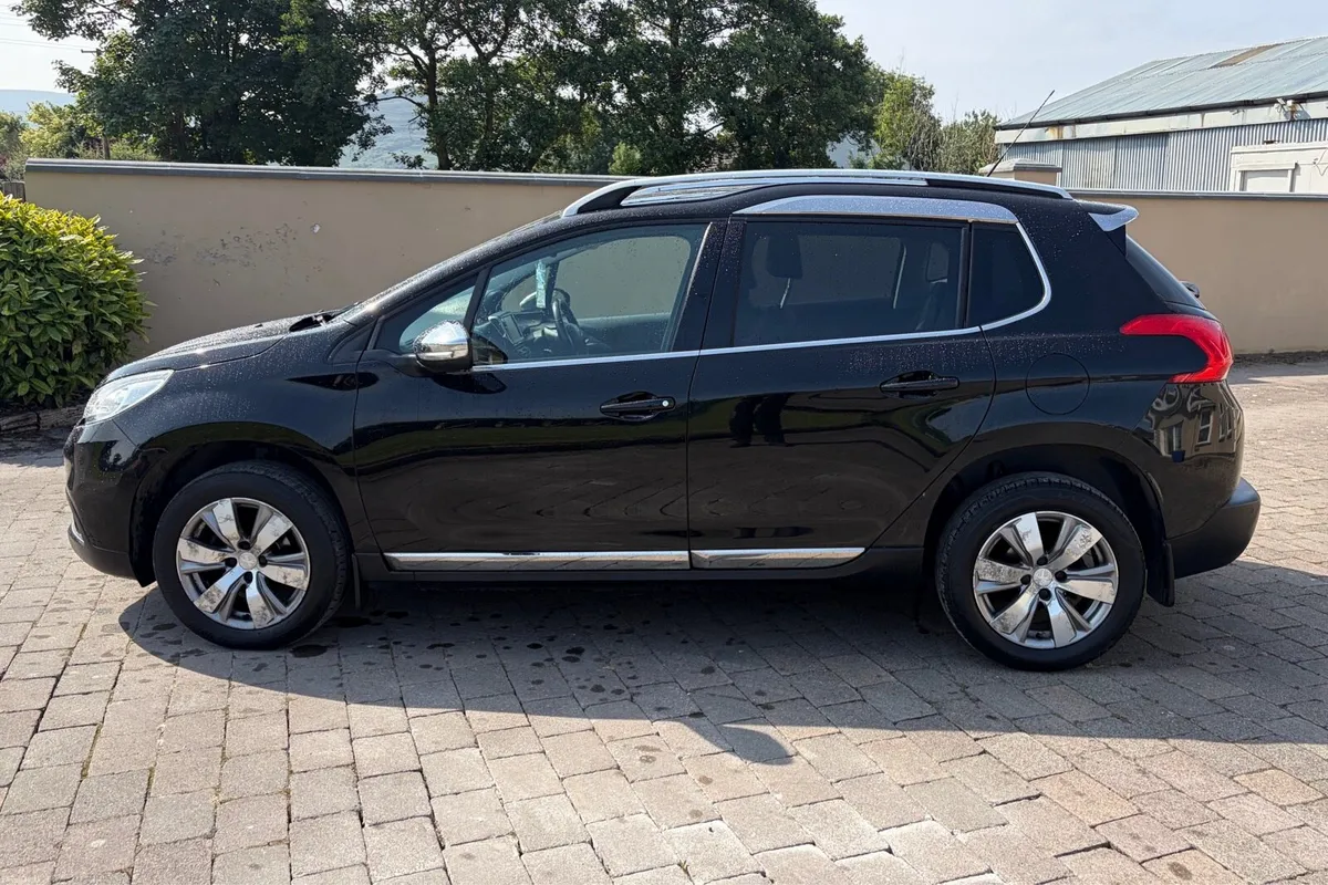 Peugeot 2008 Allure 1.6 HDI - 1 Owner - - Image 2