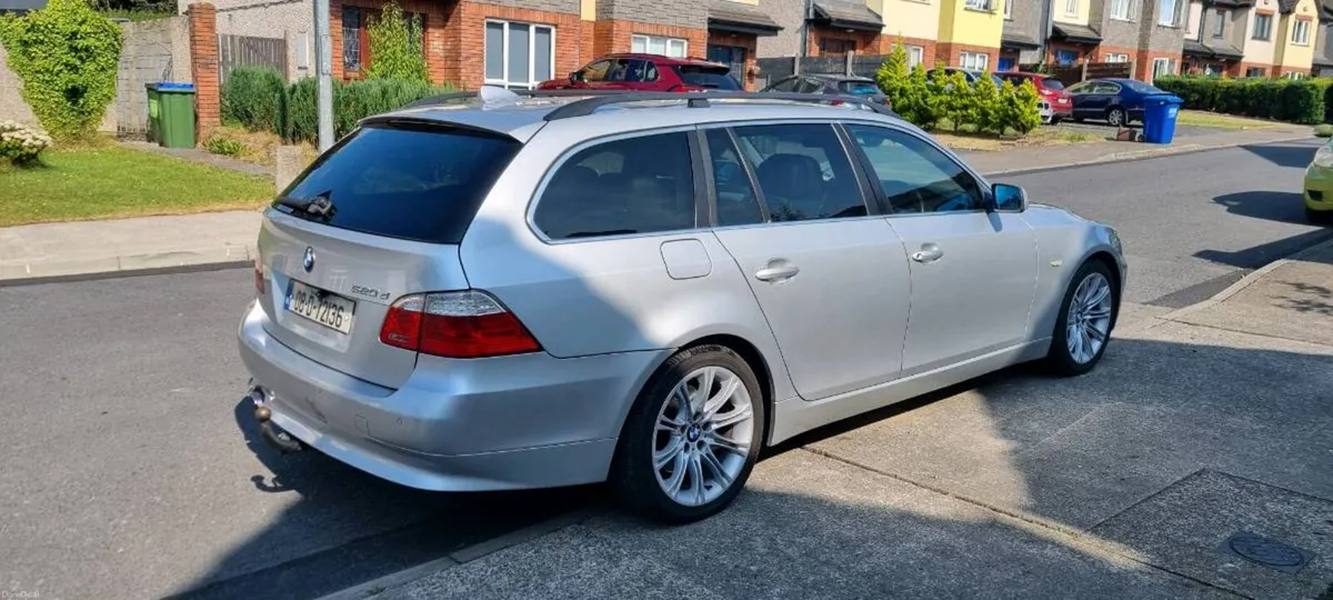BMW 520d touring Auto low mileage - Image 3