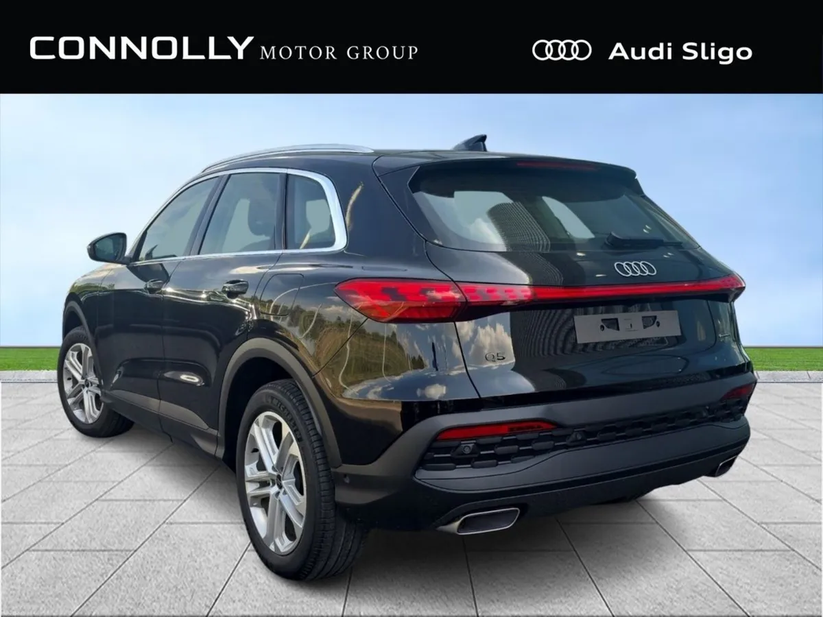 Audi Q5 SUV SE e-hybrid 299HP Quattro Auto - IN ST - Image 2