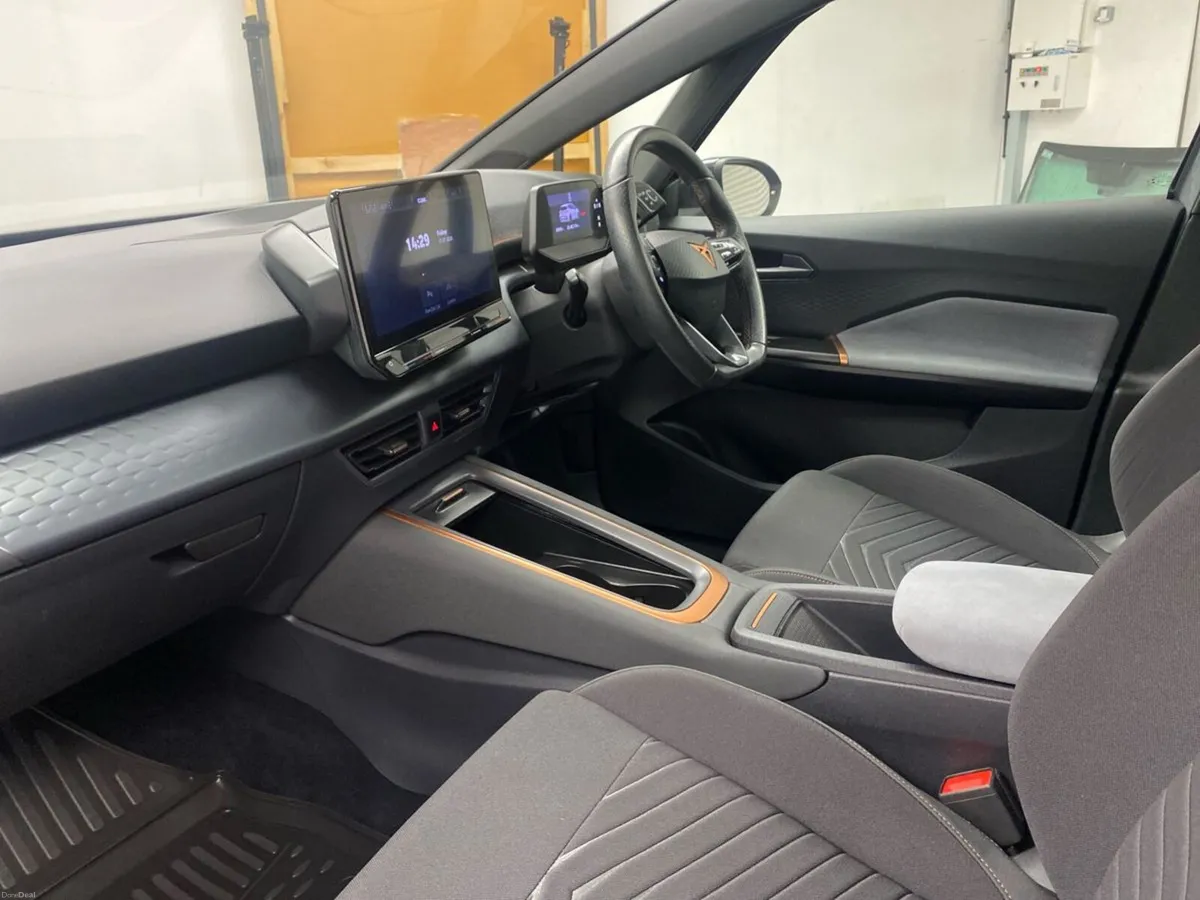 Cupra Born 58kWh 204hp - Image 3