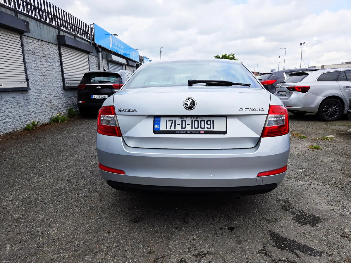 171 SKODA OCTAVIA Low KM Warranty NCT V.Clean - Image 6