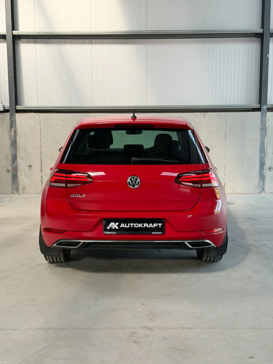 Volkswagen Golf 2019 1.6 TDI Highline - Image 5
