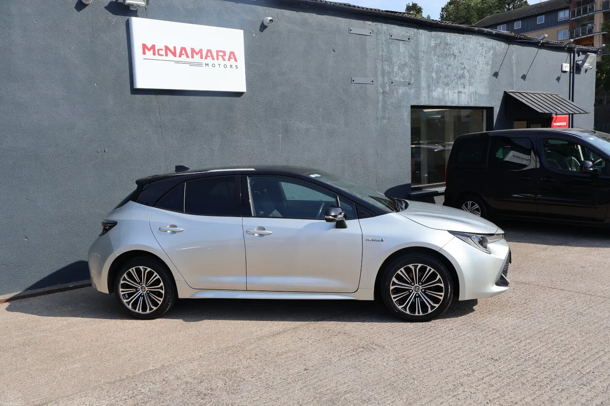 Toyota Corolla Luna Sport Only 63,000Km Irish Car! - Image 2