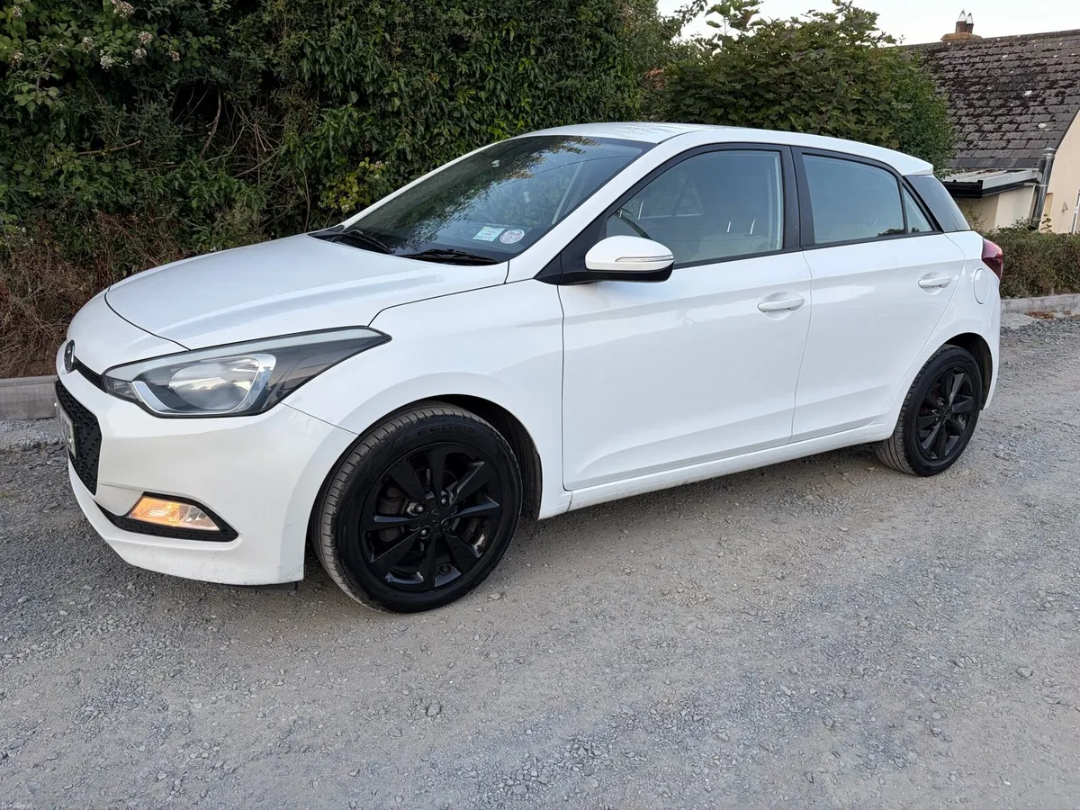 Hyundai i20 - Image 4