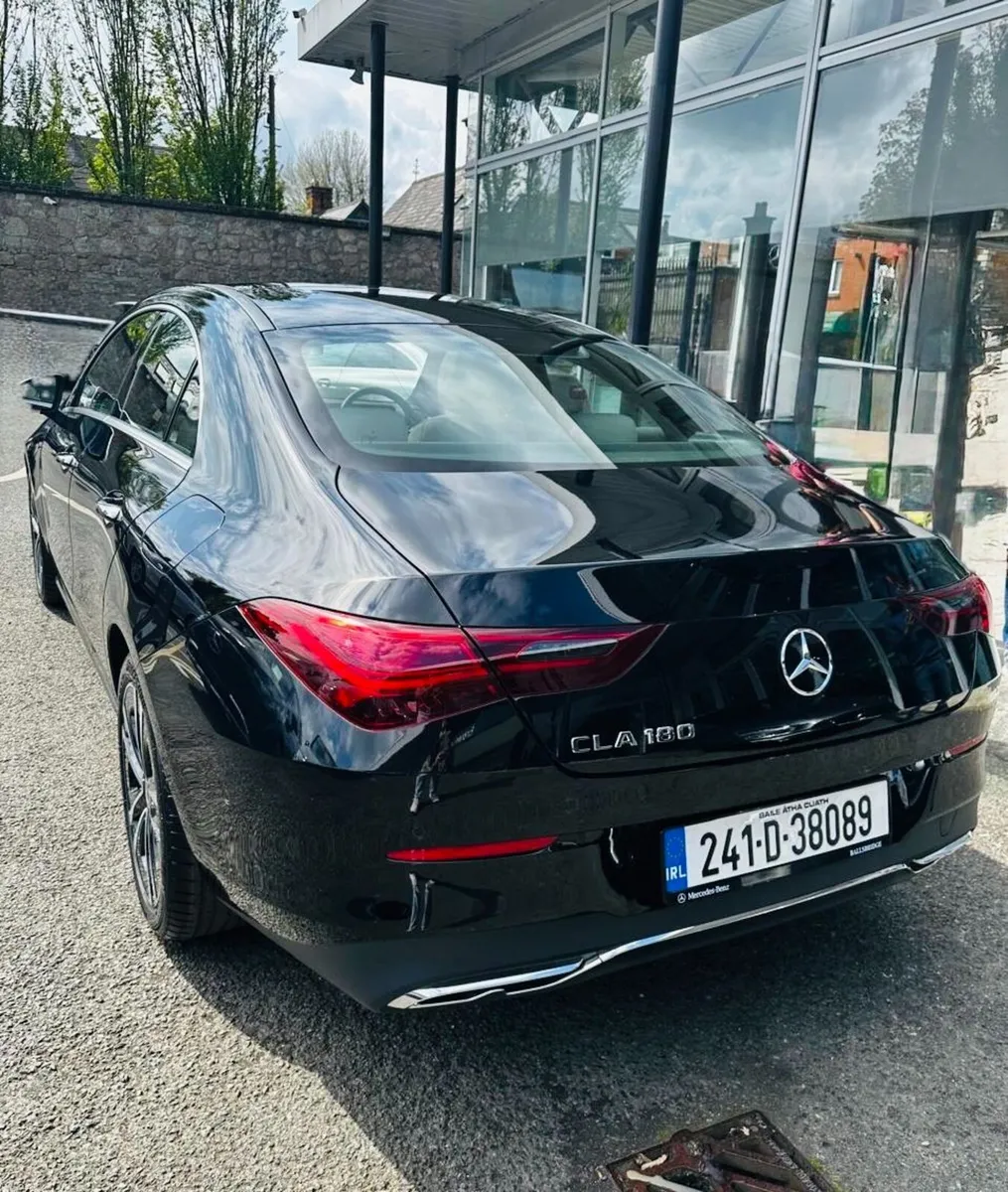 2024 Mercedes-Benz CLA 180 Progressive Plus Petrol - Image 6