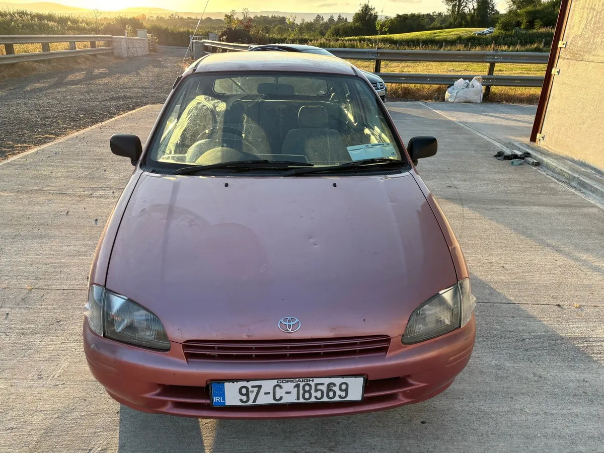 1997 3 door Toyota Starlet - Image 2