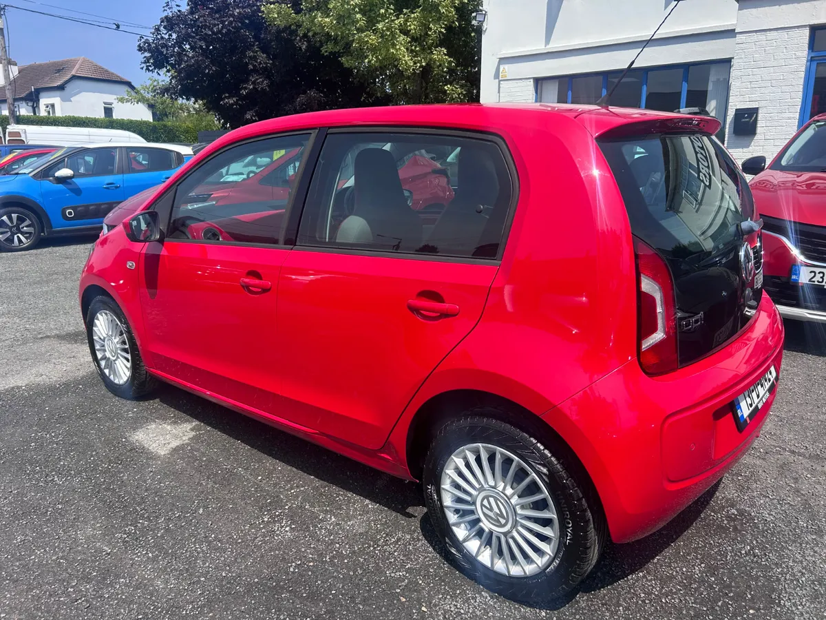2013 VOLKSWAGEN UP! HIGH UP 1.0 PETROL AUTO - Image 5