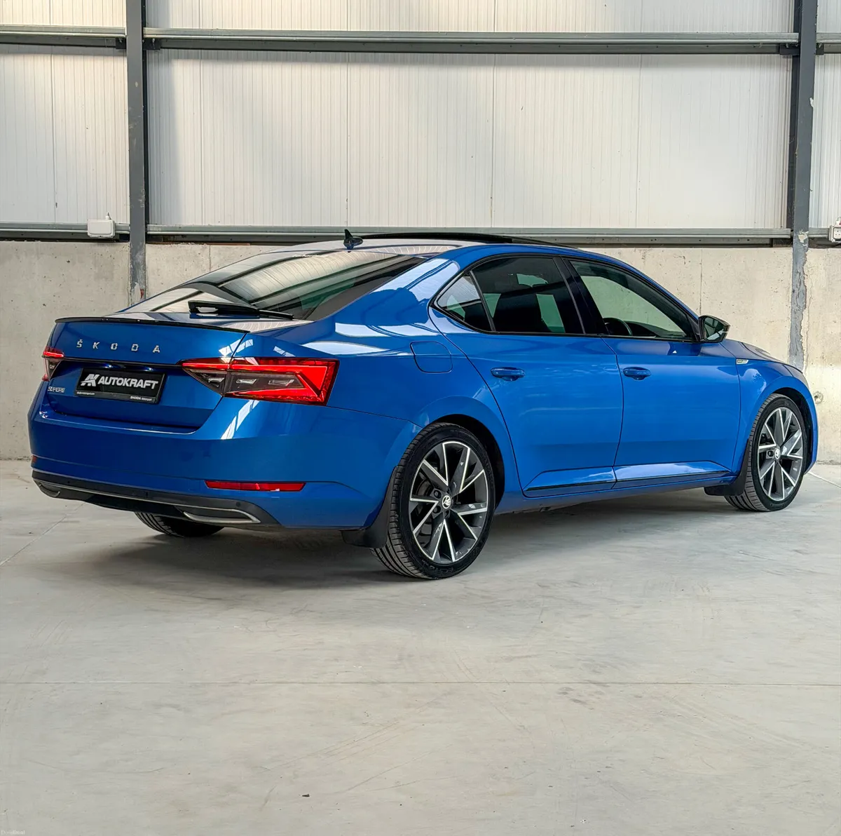 2020 (201) Škoda Superb SportLine 2.0 TDI - Image 4