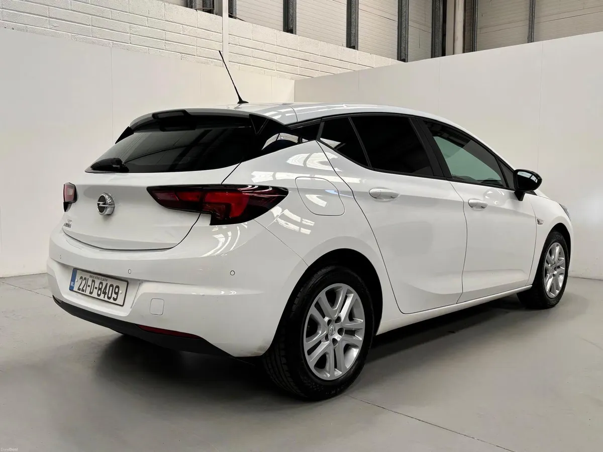2022 Opel Astra van - Image 3